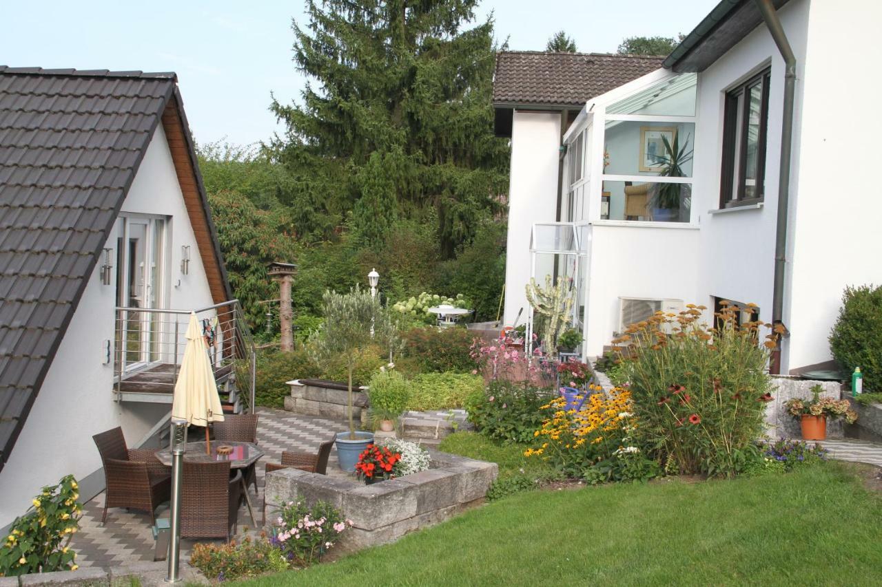Apartment Mit Burgblick Im Gruenen, Familie Held Burgthann Eksteriør bilde