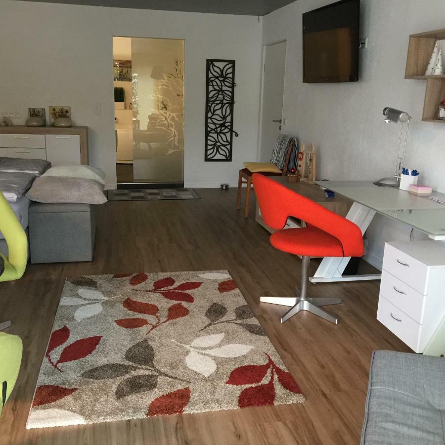 Apartment Mit Burgblick Im Gruenen, Familie Held Burgthann Eksteriør bilde